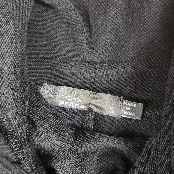 Prana Carys Hooded Short Sleeve Black Dress - Picture 7 of 8